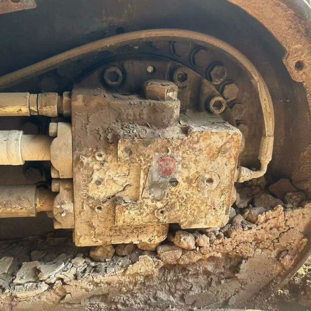 Конечная передача в сборе бортовая редуктор+гидромотор хода DH225-7 DX225 K1000681A (3) Конечная передача в сборе бортовая редуктор+гидромотор хода DH225-7 DX225 K1000681A